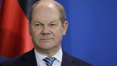 Check out featured articles and pictures of olaf scholz preceded by: SPD-Politiker bringt sich in Stellung: Olaf Scholz will Bundeskanzler werden