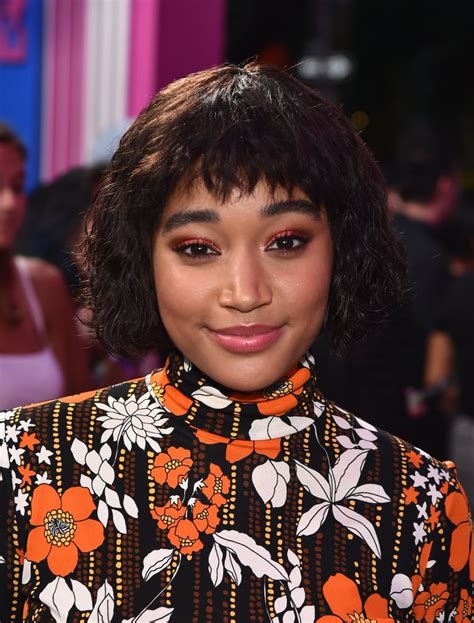 Amandla Stenberg Sunset Eye Shadow Makeup Trend At 2018 Vmas