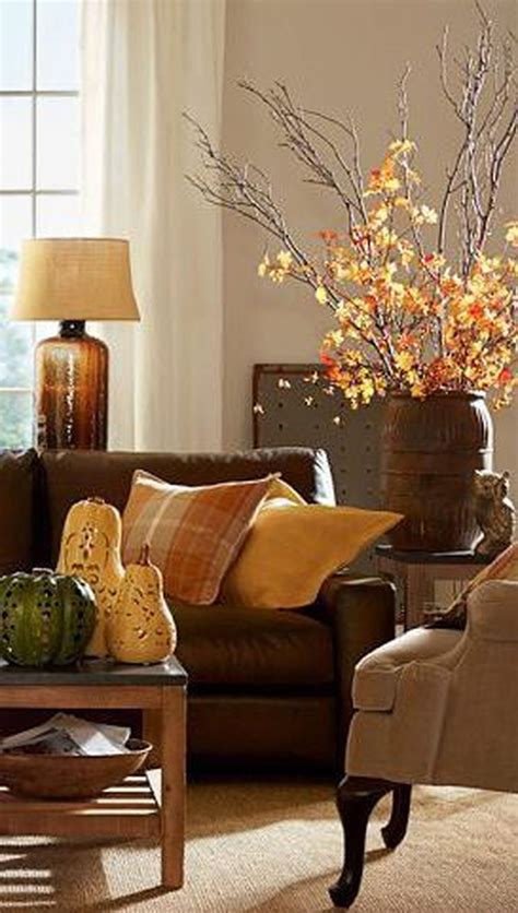 35+ Finest Stunning Ways To Fall Living Room Decorating Ideas - Page 39