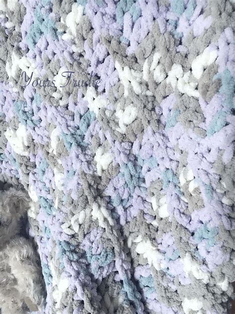 32 X 38 Lavender Chenille Crochet Baby Blanket Womans Etsy