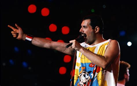 We've gathered more than 3 million images uploaded by our users and sorted them by the most popular ones. Freddie Mercury Wallpapers, Pictures, Images