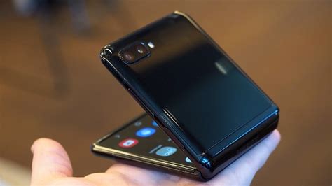 10 Recommended Flip Samsung Phones Newest 2020 Apkmodifcom