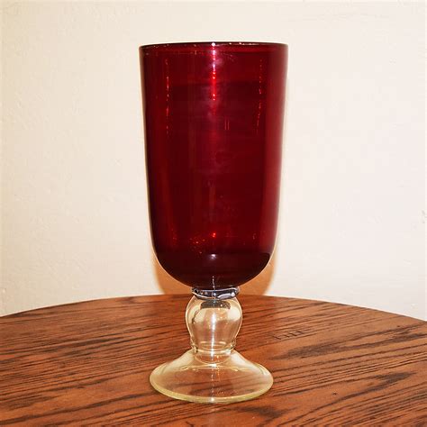 Red Glass Vase With Clear Pedestal Ritas Furniture And Decor Owenton Ky