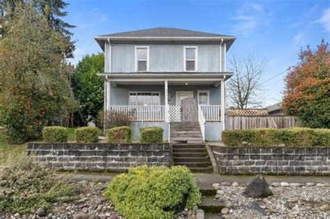 Chehalis homes for sale