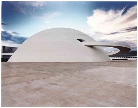 Oscar Niemeyer Le Dernier Moderniste