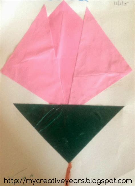 This guide will help you get on your way by teaching you how to construct the blintz fold: the foundation for many popular origami projects, including the lotus flower. Lotus Flower Craft