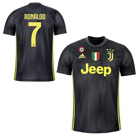 Cristiano ronaldo's juventus jersey sold over 520,000 units in one day. Juventus Ronaldo Home Football Jersey Season 2018-19 ...