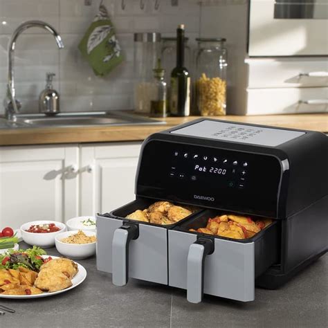 Daewoo Dual Zone Air Fryer 8l 1700w Double Drawer Air Fryer £9999 With Voucher At Amazon