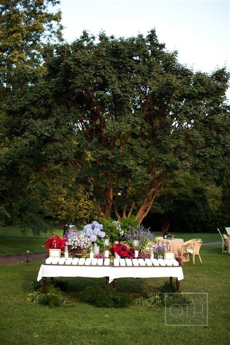It is the only public garden in the new york metropolitan area practicing a unique combination of classic horticultural craftsmanship and daring design. Wave Hill Wedding by Christian Oth Studio + Charmed Places | Christian oth studio, Christian oth ...