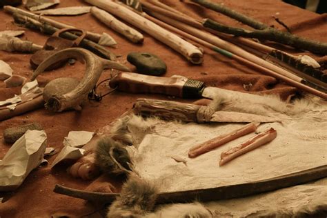 prehistoric and ancient native american tools and technology in iowa 2023