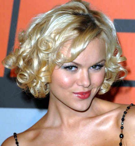 Pin Curl Hairstyles Hairstyles ID