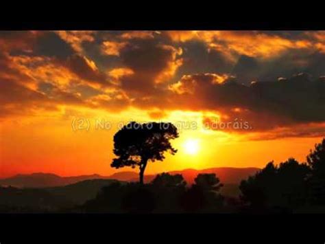 Surat al kafirun terdiri dari 6 ayat dan termasuk dalam surat makkiyah. Sura Al-Kafirun Subtítulos Español Ahmas Saud - YouTube