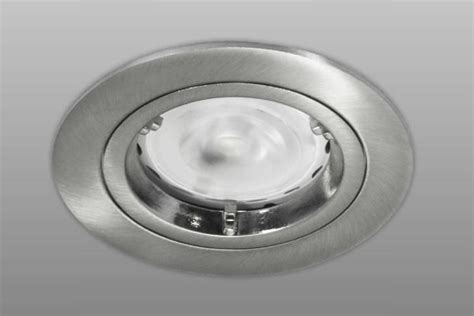 Elegir la iluminación adecuada puede conseguir que nuestra cocina parezca más grande y espaciosa, también que nos encontremos cómodos mientras que estamos cocinando. Downlight empotrable / para salón / para cocina / halógeno ...