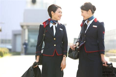 Executes and coordinate all cabin safety and emergency procedures specified in om & ccsepm as well as keeping the flight deck crew informed of all irregularities and malfunctions. Japan Airlines Cabin Crew Recruitment [Singapore ...