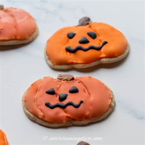 Decorated Pumpkin Cookies Recipe How To Make Adorable Pumpkin Sugar