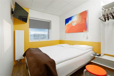 Our main policy has always been, to offer travellers visiting reykjavík comfortable and economic accommodation right in the heart of the city. Hotel Cabin, Reykjavík - Updated 2019 Prices