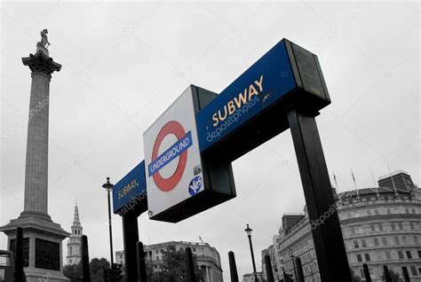 London Subway Sign — Stock Photo © Vixsjohnon 2832294