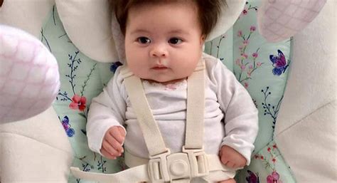 conheça alexandra mais uma bebê cabeluda que viralizou nas redes