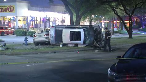 2 Dead 3 Taken To Hospital In Possible West Houston Drunk Driving