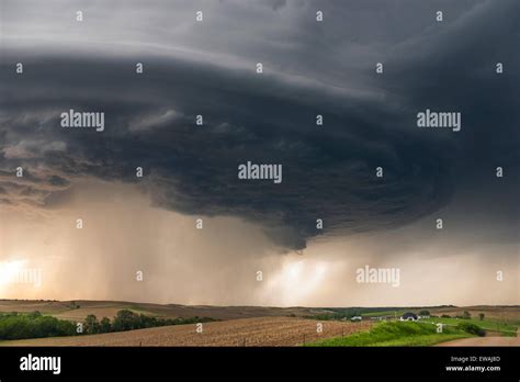 Long Lived Supercell Moves Across Northeast Nebraska Almost Following