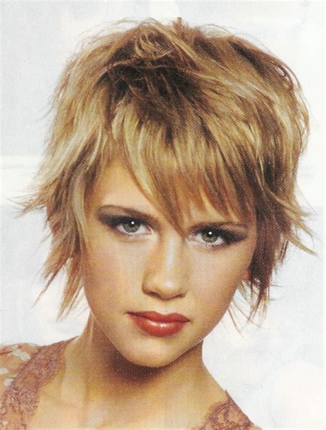 Short Shaggy Hairstyles For The Unkempt Beauty Hairstyles Updates