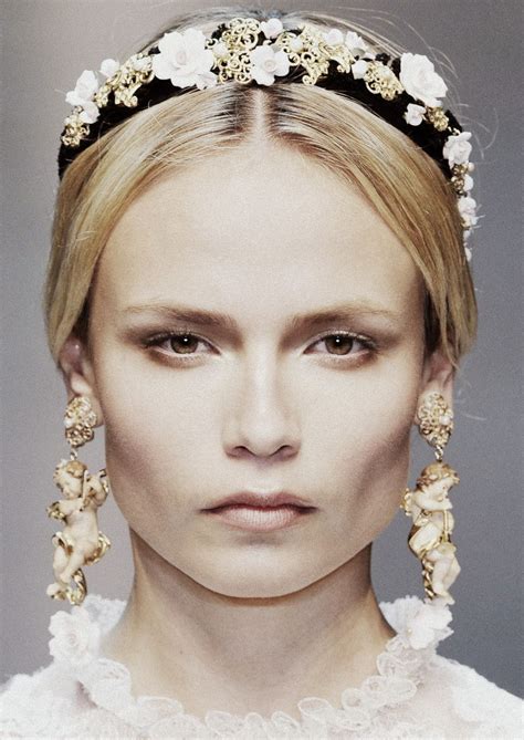 Pin By Dawn Keebals On Laccessoire Dolce And Gabbana Earrings Dolce
