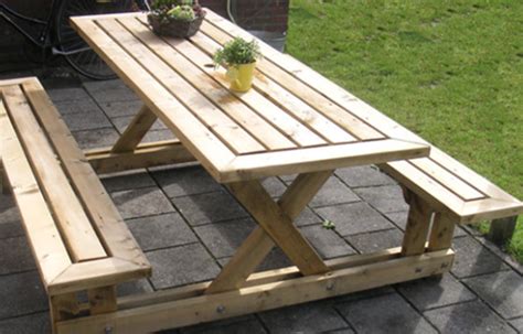 9 Unique DIY Homesteading Projects | Diy picnic table, Build a picnic