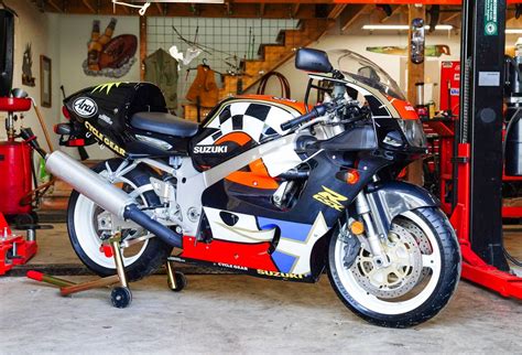 1999 Suzuki Gsx R750 With 44 Miles Iconic Motorbike Auctions