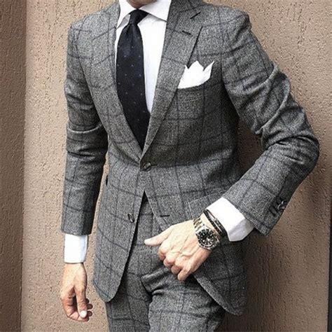 40 Sober Grey Suit Outfit Ideas For Men Grey Suit Styling Mens