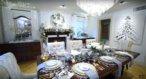 Rebecca Robeson The Most Beautiful Decor Christmas Dining Room Decor