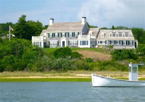 Cape Cod Waterfront Rentals Perfect For Large Groups Luxury And Space