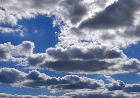 Free Partly cloudy Stock Photo - FreeImages.com
