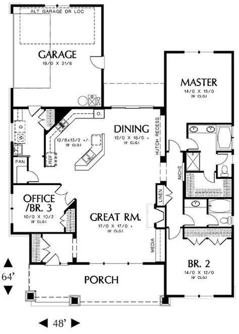 Like The Floor Plan Reversed Without Garage Attached Master Bedroom In