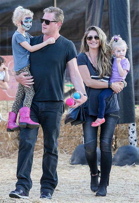 Eric Dane Looks Unrecognisable During Afternoon Stroll With Wife Rebecca Gayheart Daily Mail