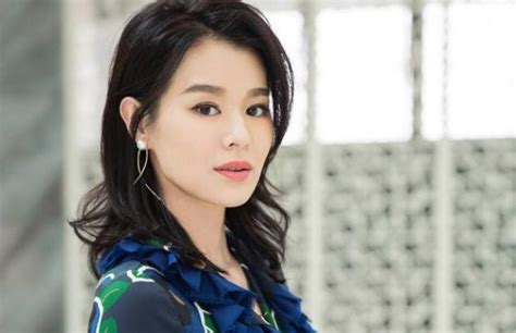 莫文蔚演唱從不看字幕機 胡杏兒催鄭嘉穎快啲做老豆 楊千嬅暑假開工 囝囝詐晒型 候選港姐首見傳媒 大熱何泳芍自爆媽咪唔睇好 為新戲角色需要 古. 40歲視後胡杏兒2胎預產期將在7月 寶寶性別仍然保持神秘 - 每日頭條