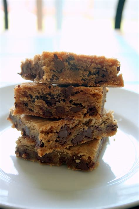 When she tells you to chill your dough overnight, don't think you can skip over that. The Best Chocolate Chip Cookie Bars - Laura's Kitchen