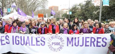 Calvo Acompa Amos Al Movimiento Feminista Hace A Os