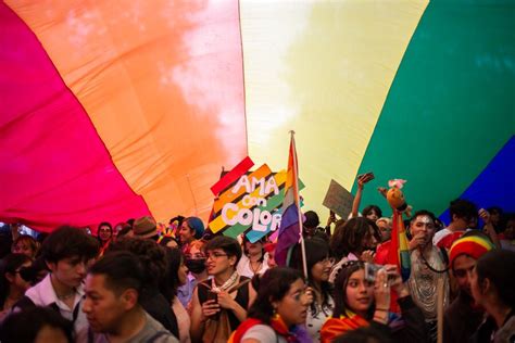 la marcha del orgullo lgbti de 2023 en quito en fotos