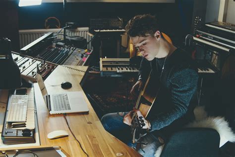 Songwriting Tips 16 Techniques That Actually Work