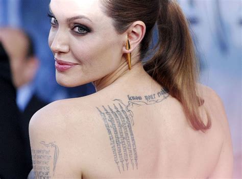 Photos Angelina Jolie Commence à Effacer Ses Tatouages En Référence à