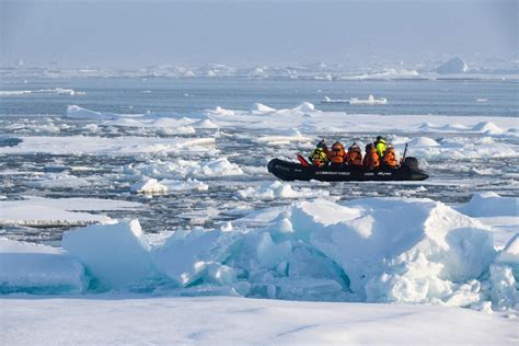 Voyage De Lannée 2022 Arctique Le Pôle Nord Géographique Par Ponant