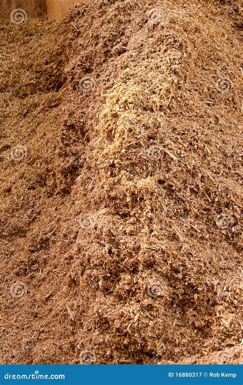 Brennstoff-Stapel Der Umweltfreundlichen Lebendmasse Stockbild - Bild