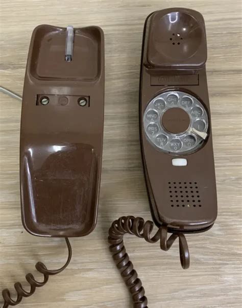 Vintage 1970s Western Electric Trimline Rotary Telephone Brown Prop