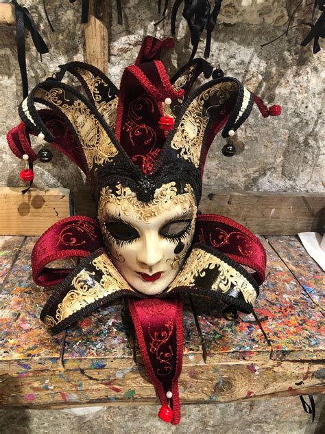 Elegant And Mysterious Mask Made And Decorated In Venice Original