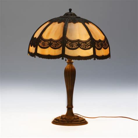 Vintage Slag Glass Overlay Table Lamp Lot 2065 The Americana Estate Auctionapr 2 2021 10 00am