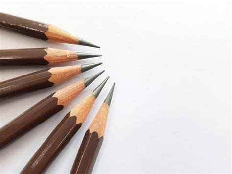 The 14 Different Types Of Pencils Every Drawing Set Needs Home
