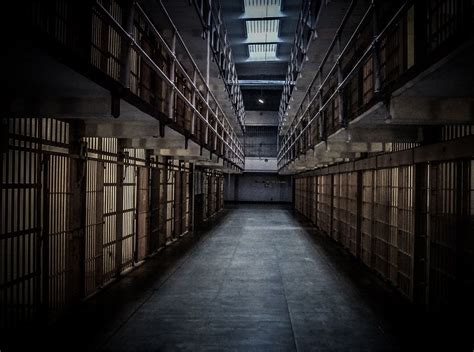 29 Eerie Photographs Inside The Worlds Most Haunted Prisons Haunted