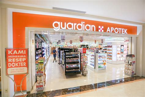 Guardian malaysia stocks an extensive range of health, beauty and pharmaceutical products and services at unrivaled prices. Guardian - Plaza Senayan