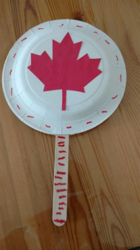 Pin By Gurpreet Kaur On Canada Day Canada Day Crafts Canada Day