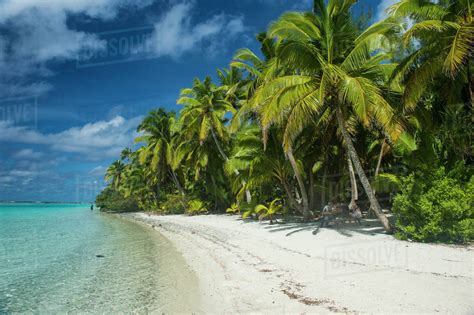 White Sand Bank In The Turquoise Waters Of The Aitutaki Lagoon